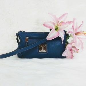 🎀TIGNANELLO BLUE LEATHER SHOULDER BAG EUC